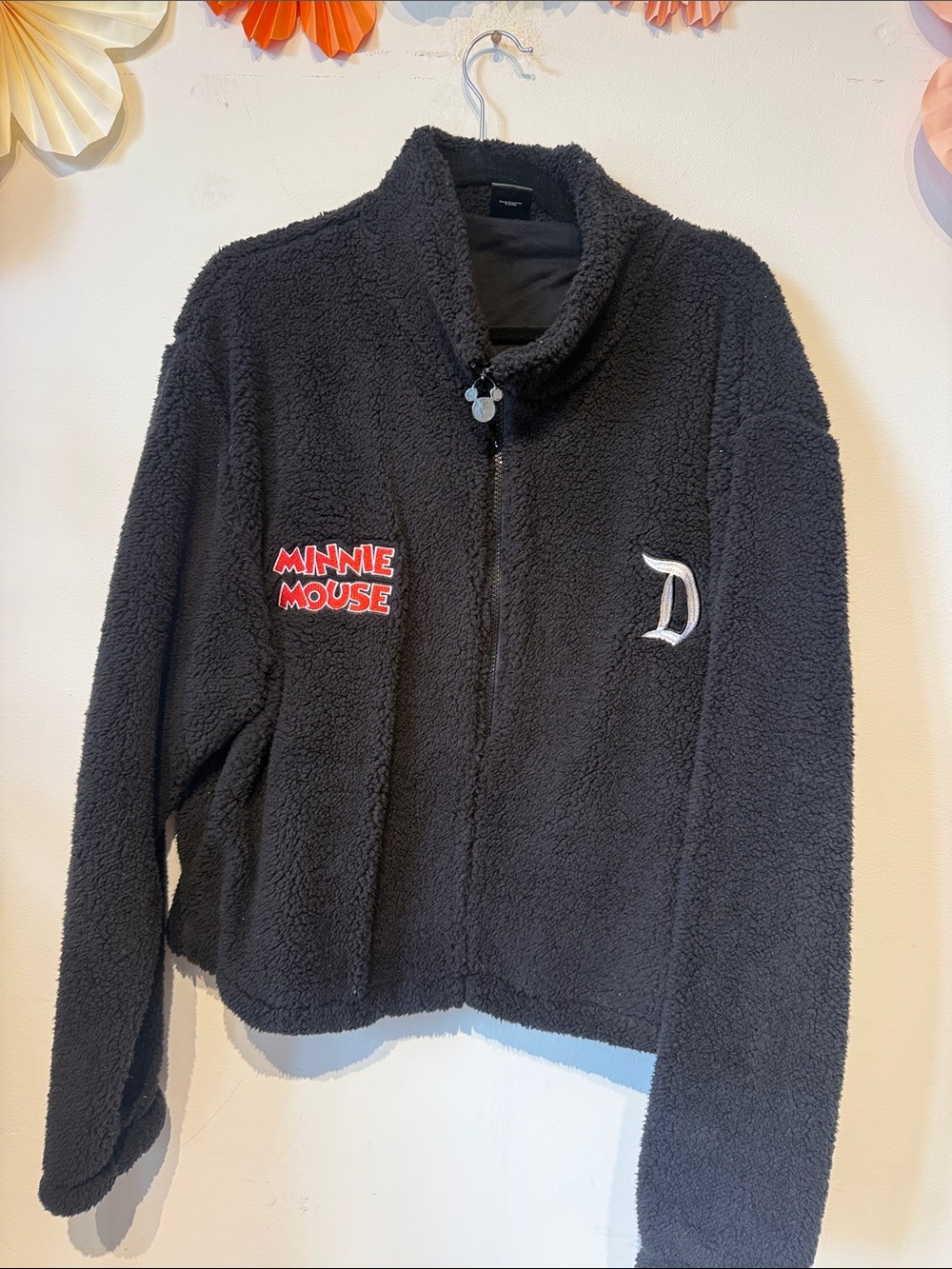 Disney cakeworthy teddy bear fleece size Xlarge